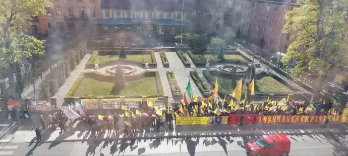 -تظاهرات ایرانیان آزاده در استکهلم در روزهای پایانی دادگاه دژخیم حمید نوری - 7