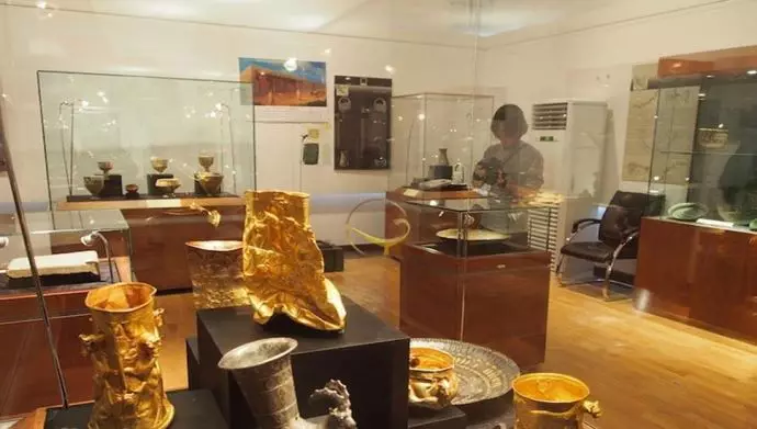 آثار موزه ملی که به چین برده شده است