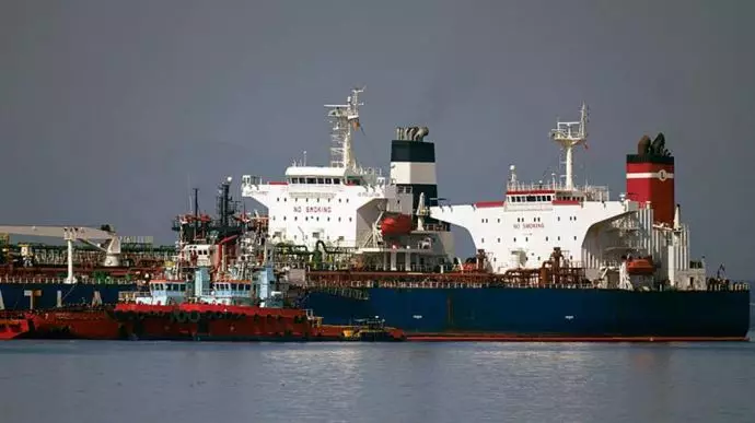 کشتی لانا حامل نفت رژیم ایران
