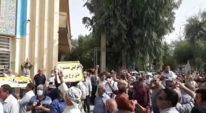 -اعتصاب و تظاهرات کسبه و بازاریان در اراک، فسا، شیراز و ایلام - 7