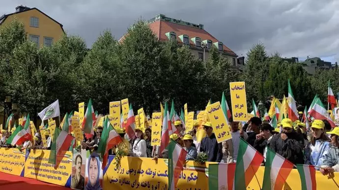 تظاهرات بزرگ ایرانیان آزاده در سوئد
