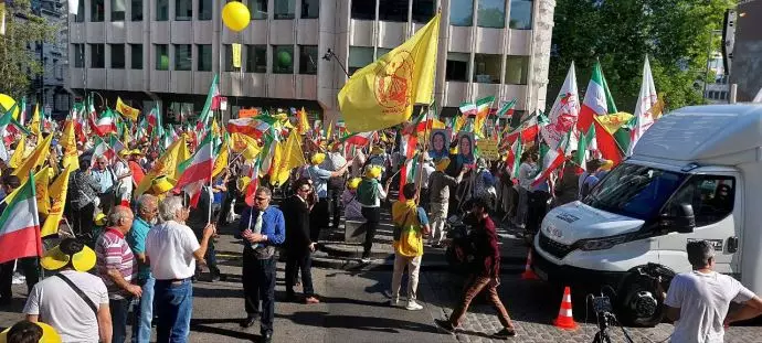 -تظاهرات بزرگ ایرانیان آزاده در بروکسل علیه توافق شرم‌آور دولت بلژیک - 1