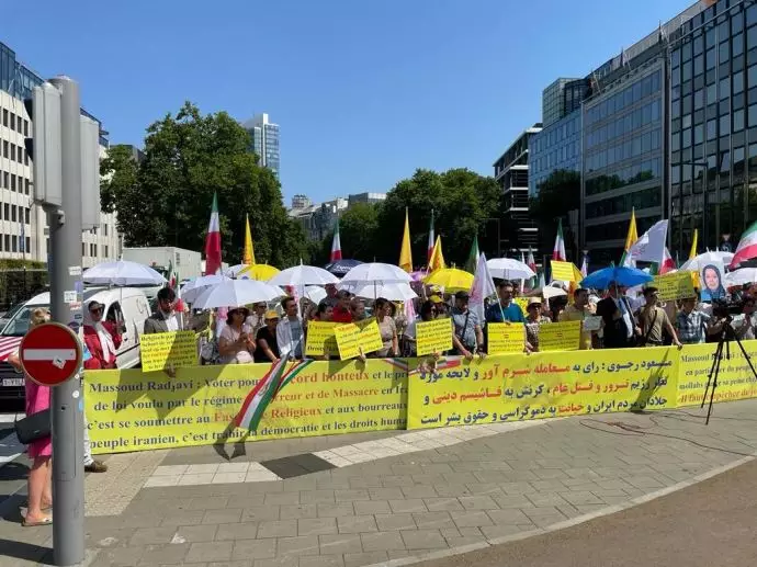 تظاهرات هواداران مجاهدین در مقابل پارلمان و نخست‌وزیری بلژیک در بروکسل ۲۸تیرماه