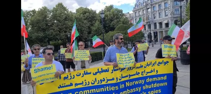 -آکسیون اعتراضی ایرانیان آزاده و اشرف‌نشانان در نروژ در اعتراض به معامله شرم‌آور - 2