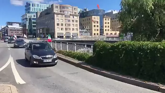 ماشین‌گردی ایرانیان آزاده در استکهلم سوئد