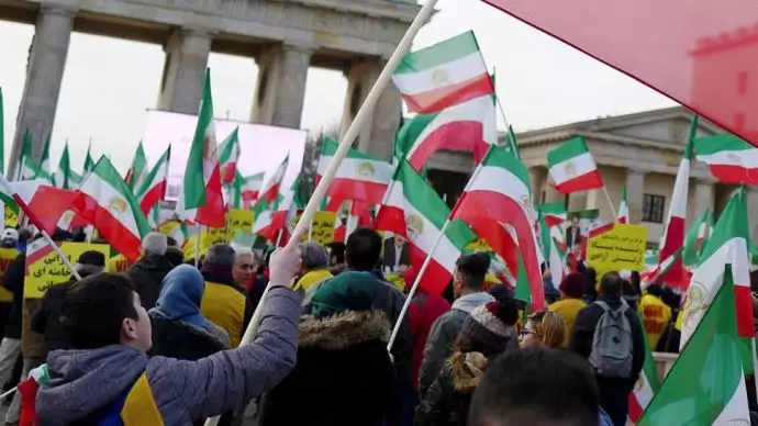 تظاهرات ایرانیان‌آزاده در برلین