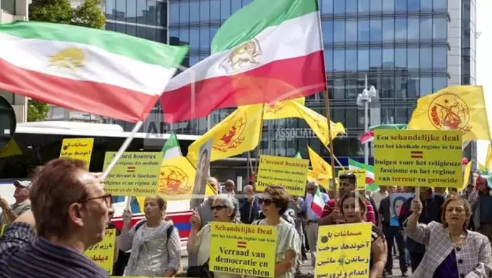 تظاهرات ایرانیان آزاده در برابر پارلمان بروکسل