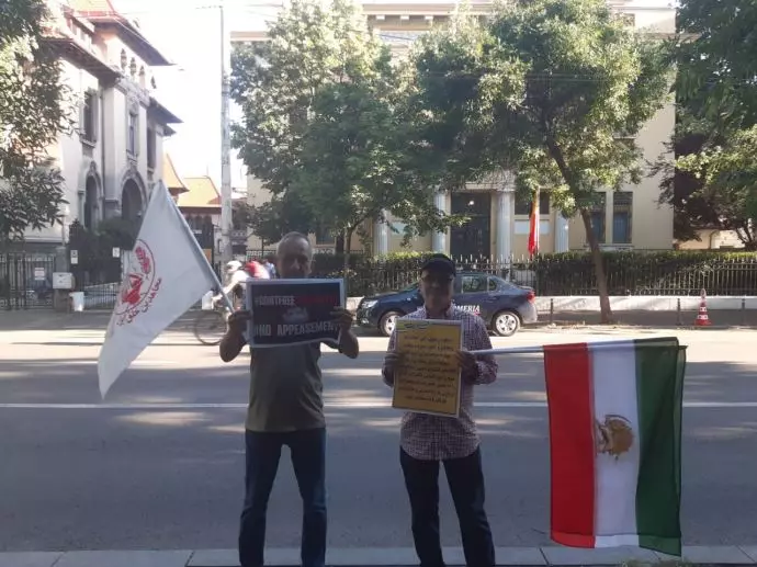 -آکسیون اعتراضی ایرانیان آزاده در بخارست - 1