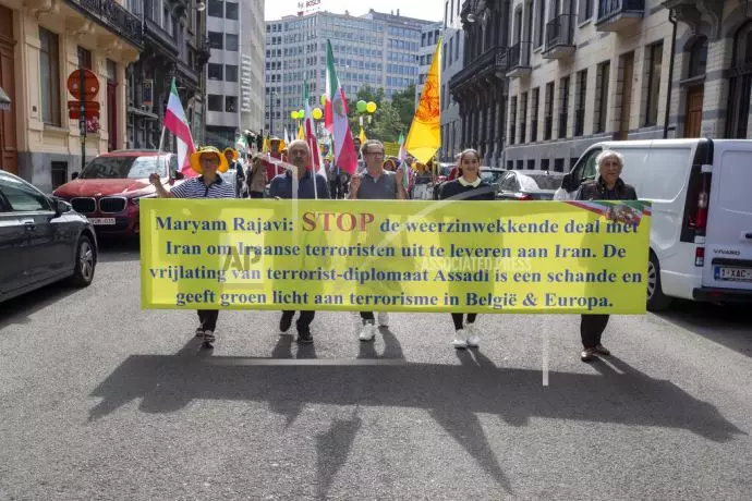 -آسوشیتدپرس: انعکاس تصویری در اعتراض به معاهده بین دولت بلژیک و رژیم ایران در بروکسل - 2