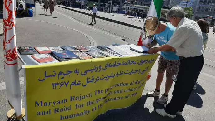 برگزاری میز کتاب توسط ایرانیان آزاده در زوریخ سوئیس در حمایت از مقاومت ایران - 0