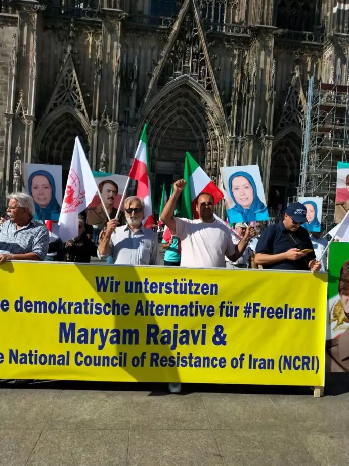 آکسیون ایرانیان آزاده و هواداران سازمان مجاهدین در کلن آلمان در گرامی‌داشت سالگرد قتل‌عام شدگان سال - 1