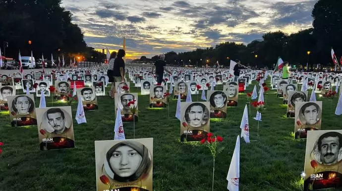 واشنگتن - دومین روز از نمایشگاه سالگرد قتل‌عام ۶۷، به حکم خمینی، دجال ضدبشر