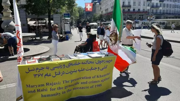 برگزاری میز کتاب توسط ایرانیان آزاده در زوریخ سوئیس در حمایت از مقاومت ایران - 2