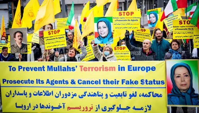 تظاهرات ایرانیان آزاده - اخراج مزدوران رژیم از اروپا و محاکمه و لغو تابعیت و پناهندگی آنها