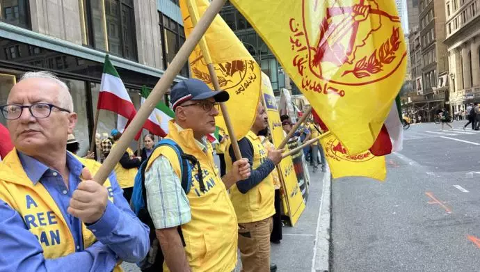 آکسیون اعتراضی ایرانیان آزاده در کپنهاگ علیه سفر آخوند رئیسی به نیویورک - ۲۸شهریور