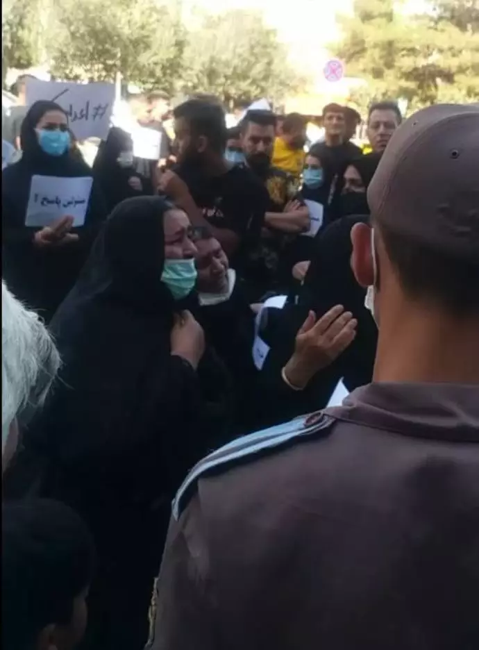 -تجمع اعتراضی خانواده‌های زندانیان محکوم به اعدام زندان مرکزی کرج و قزالحصار - 1