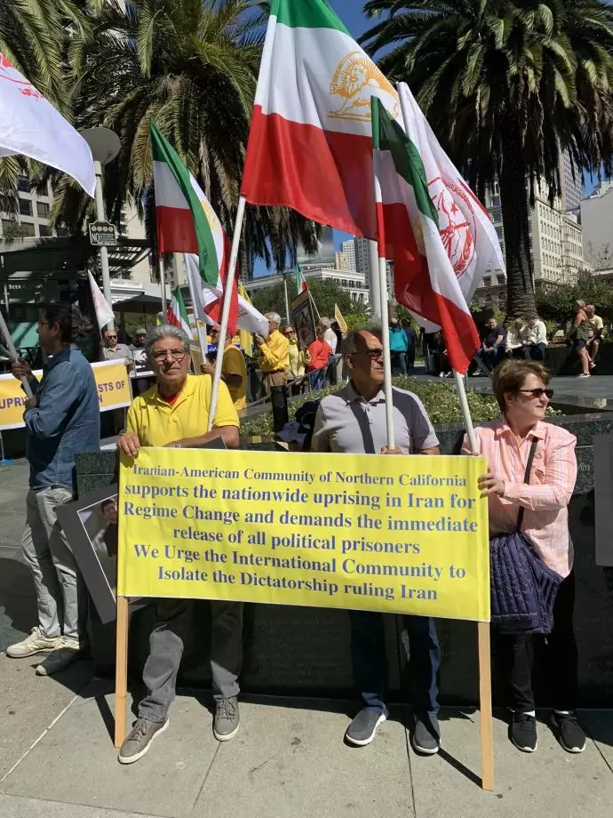 تظاهرات ایرانیان آزاده در سانفرانسیسکو در حمایت از قیام سراسری مردم ایران ۴مهر ۱۴۰۱ - 1