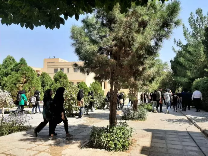 تظاهرات دانشجویان یزد در حمایت از قیام سراسری - ۲۹شهریور - 1