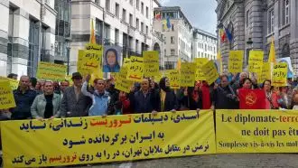 تصاویری از تظاهرات ایرانیان آزاده در بروکسل همزمان با برگزاری دادگاه استیناف اسدالله اسدی