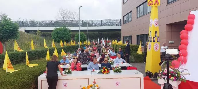جشن پنجاه‌و‌هشتمین سال تأسیس سازمان مجاهدین خلق ایران در لاهه - هلند - 2