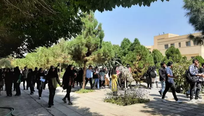 تظاهرات دانشجویان  یزد در حمایت از قیام سراسری - ۲۹شهریور