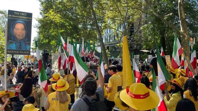 تظاهرات ایرانیان آزاده در نیویورک علیه حضور رئیسی جلاد - 1