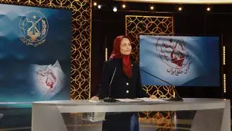  زهرا مریخی مسئول اول سازمان مجاهدین خلق ایران - مراسم گرامیداشت پنجاه و هشتمین سال تاسیس سازمان مجاهدین خلق ایران 
