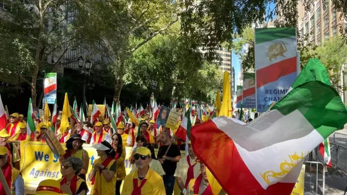 تظاهرات ایرانیان آزاده در نیویورک علیه حضور رئیسی جلاد - 0