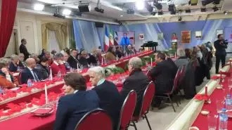 مراسم سال نو میلادی در اورسوراواز با حضور شهرداران و منتخبان و شخصیتهای فرانسوی