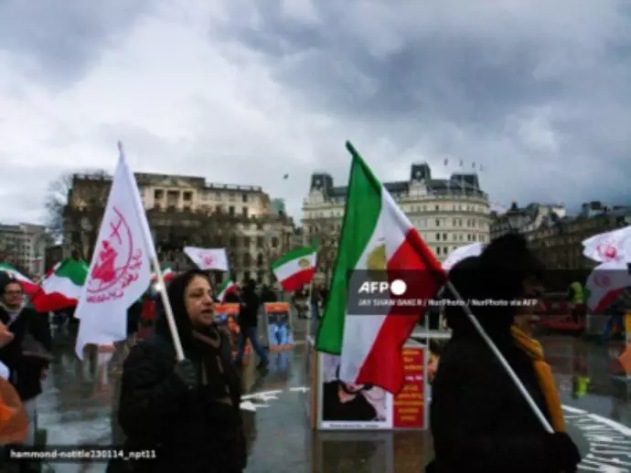 -انعکاس تصویری وایر خبرگزاری فرانسه از تظاهرات امروز ایرانیان در میدان ترافالگار لندن - 6