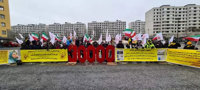-استکهلم سوئد - تظاهرات ایرانیان آزاده در مقابل دادگاه سوئد - 6