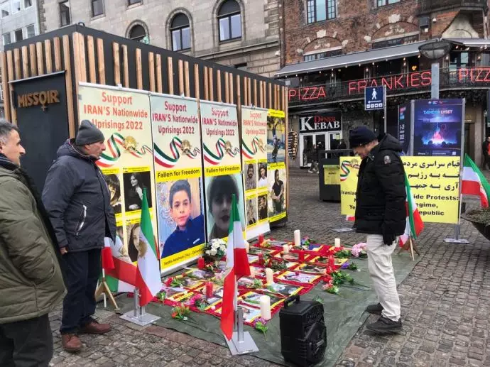کپنهاک - نمایشگاه تصاویر شهدای قیام در همبستگی با قیام سراسری مردم ایران - ۱۰بهمن - 12