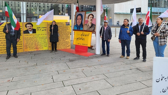 ونکوور- آکسیون ایرانیان آزاده در حمایت از قیام سراسری مردم ایران ۲۲مهر