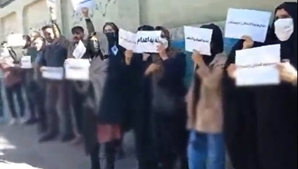 تجمع خانواده‌های زندانیان محکوم به اعدام زندان قزلحصار