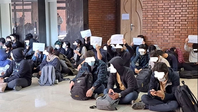 اعتصاب دانشکده کامپیوتر دانشگاه شریف در حمایت از بچه‌های دانشگاه ملی( موسوم به بهشتی )