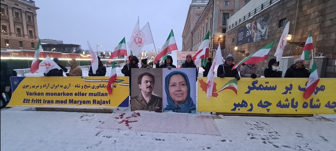 استکهلم - تظاهرات ایرانیان آزاده در همبستگی با قیام سراسری مردم ایران در هوای برفی سوئد - ۱۱آذر