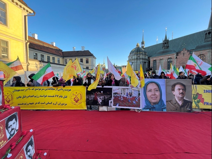 تظاهرات ایرانیان در استکهلم همزمان با اعلام حکم دادگاه استیناف دژخیم حمید نوری -۲۸آذر ۱۴۰۲