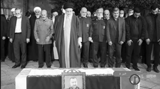 شرکت خامنه‌ای در گورسپاری دستیار قاسم سلیمانی در سوریه