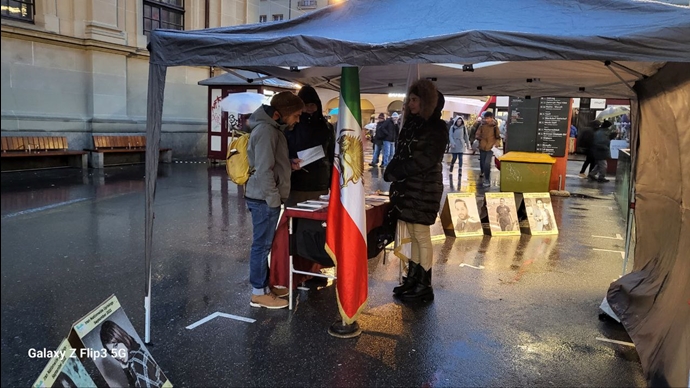 برن سوئیس - برگزاری نمایشگاه کتاب توسط ایرانیان آزاده در همبستگی با قیام سراسری مردم ایران - ۱۰آذر
