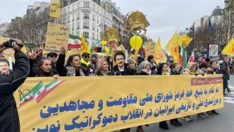 تظاهرات پرشکوه ایرانیان آزاده و هواداران سازمان مجاهدین در سالگرد انقلاب ضدسلطنتی در پاریس