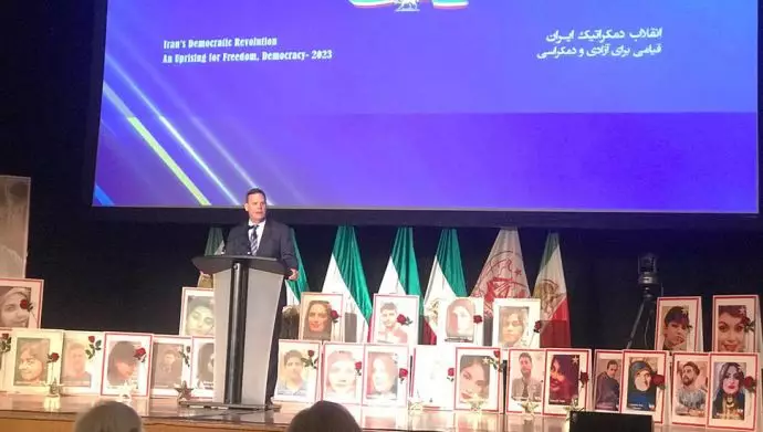 جان برد - کنفرانس در تورنتور کانادا - «انقلاب دموکراتیک ایران قیامی برای آزادی و دموکراسی»