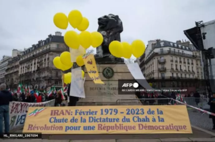خبرگزاری فرانسه: پاریس، تظاهرات حمایت از مردم ایران در پاریس در محل دنفر روشرو - 1