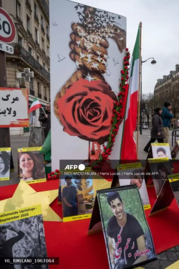 خبرگزاری فرانسه: پاریس، تظاهرات حمایت از مردم ایران در پاریس در محل دنفر روشرو - 6