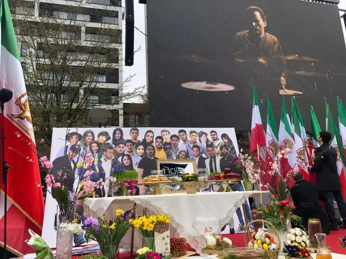 -بروکسل - تصاویری از تجمع ایرانیان آزاده و پلاکاردهای آنها - ۲۹اسفند - 2
