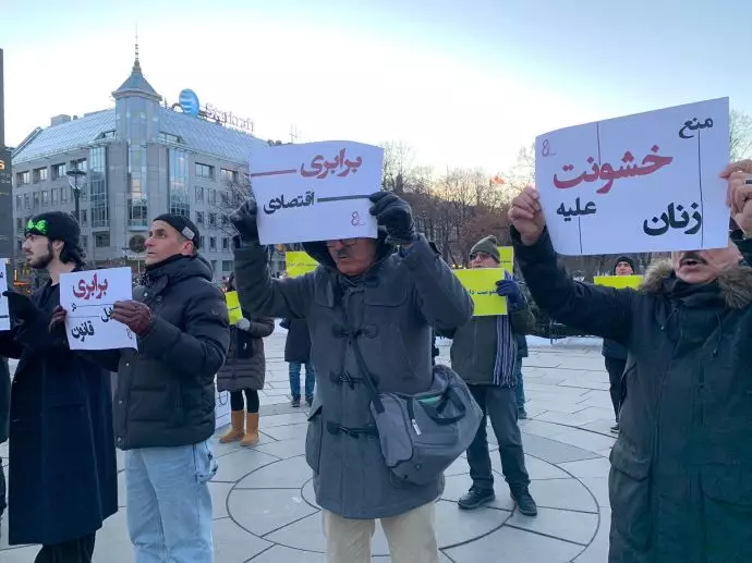 آکسیون هواداران مجاهدین در اسلو - نه به دیکتاتوری شیخ و شاه - آری به ایران آزاد و مریم رجوی - 0