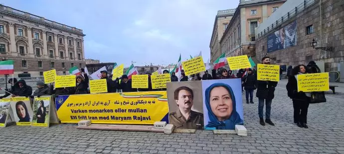 -استکهلم سوئد - آکسیون حامیان مقاومت ایران در همبستگی با قیام مردم - 2