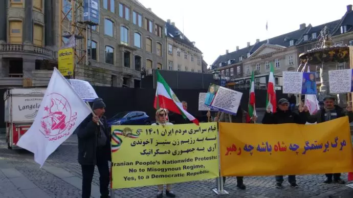 کپنهاک - آکسیون ایرانیان آزاده و هواداران مجاهدین خلق ایران در حمایت از قیام سراسری مردم ایران - 7