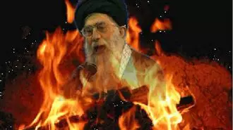 به آتش کشیدن تصاویر منحوس خامنه‌ای و خمینی