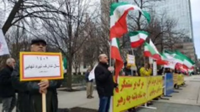 -تورنتو - آکسیون ایرانیان آزاده و هواداران سازمان مجاهدین - 2