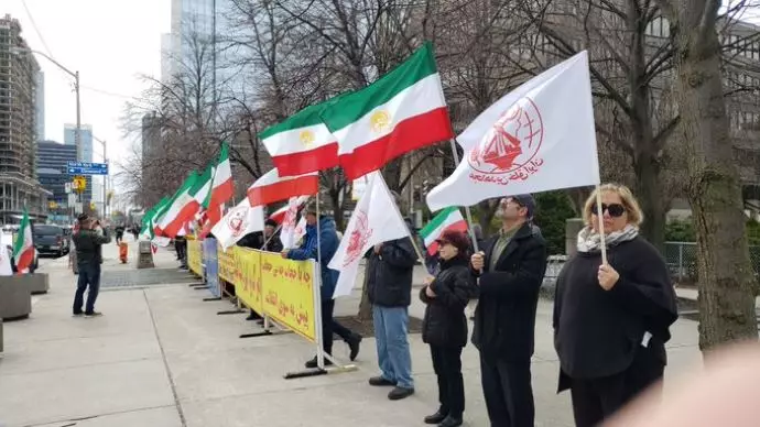 -تورنتو - آکسیون ایرانیان آزاده و هواداران سازمان مجاهدین - 0